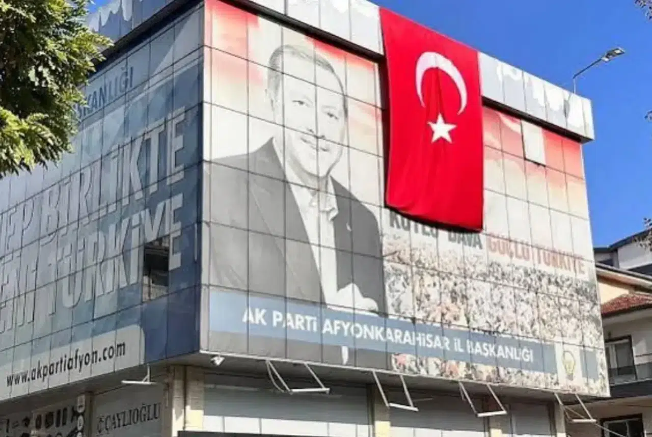 AK Parti Afyonkarahisar’da yeni yönetim kadrosu açıklandı: İşte listedeki isimler