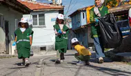 Afyon Kalesi’nde Büyük Temizlik Seferberliği! Gönüllüler Sahada