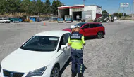 Afyonkarahisar’da Örnek Uygulama! Trafik Ekipleri Vatandaştan Tam Not Aldı