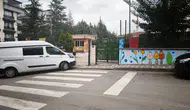 Okul bahçesinde dehşet! Boşanma aşamasındaki eşi tarafından bıçaklanan kadın hayatını kaybetti