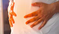 Karın mide Şişkinliği nedir, neden olur? Şişkinliğe ne iyi gelir, nasıl geçer?