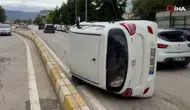 Yan yatan araçtan burnu bile kanamadan çıktı! Afyon'da hastane önünde yürekleri ağza getiren kaza!