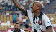 Fenerbahçe’den ayrılan Talisca Al Jazira’da perdeyi açtı! İlk golünü attı