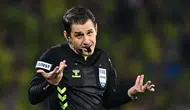 Halil Umut Meler geceye damga vurdu! İngiltere-Çekya maçında kırmızı kart kararı