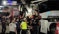 Yolcu Otobüsü Alt Geçit Duvarına Çarptı: 11 Yaralı