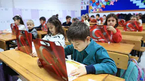 MEB 2026-2027 Çalışma Takvimini İlan Etti! İlk Ders Zili, Ara Tatiller Ve Sömestr Tarihleri Belli Oldu!