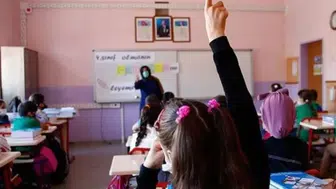 Öğrenci ve velilerin dikkatine! İlk ara tatilin tarihi belli oldu