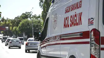Üniversite yolunda feci kaza: Anne hayatını kaybetti, 3 kişi yaralandı