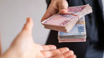 Faizlerde dengeler değişti! 3 yıl sonra bir ilk yaşanıyor: 7 bin TL daha geriledi