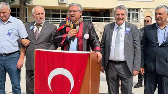 Cumhuriyet Lisesi mezunları 40 yıl sonra bir araya geldi