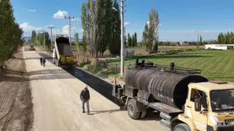 Bolvadin’de çiftçilere müjde! Yıllardır beklenen yol için çalışma başladı