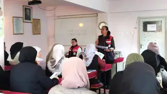Afyon’da kadın kursiyerlere tarım eğitimi: Hayvan hastalıkları anlatıldı