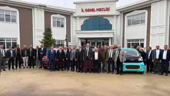 Afyonkarahisar’ın elektrikli araçları İGM üyelerinden beğeni topladı