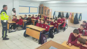 Tınaztepe’de öğrencilere jandarmadan trafik eğitimi
