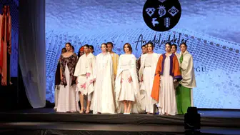 Afyon keçesi moda sahnesinde: Kadın emeğiyle gelenek geleceğe taşındı