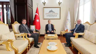 Türkiye-Çin İş Geliştirme ve Destekleme Derneği Vali Aktaş’ı ziyaret etti