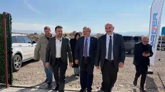 Afyonkarahisar’da elektrikli araç üretimi başladı: Milletvekili Yurdunuseven ve Başkan Kavak üretim tesisini ziyaret etti