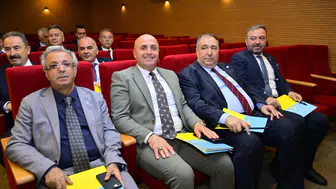 Genel Başkan Dervişoğlu’nun Karşısında Afyon Dosyası! Mısırlıoğlu Kentin Sorunlarını Tek Tek Anlattı...