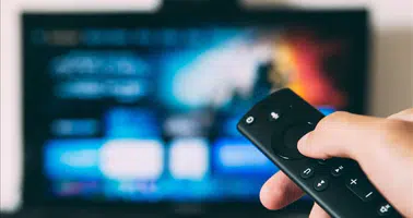 Bu akşam televizyonda hangi diziler var? 11 Ekim Pazar TV yayın akışı ve ekran rehberi