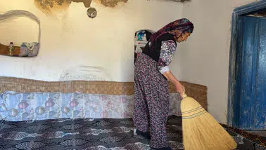 Afyon'da Anne ve Çocuğunun Çilesi Sona Erdi, Devlet Aileye El Uzattı