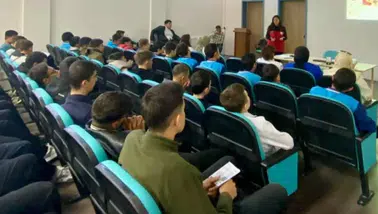 Çay’da öğrencilere gıda güvenliği dersi: Sağlıklı tüketimin püf noktaları anlatıldı