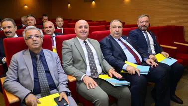 Genel Başkan Dervişoğlu’nun Karşısında Afyon Dosyası! Mısırlıoğlu Kentin Sorunlarını Tek Tek Anlattı...