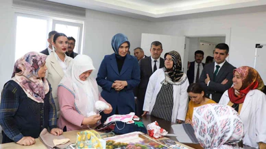 Afyonkarahisarlı kadınların ürünleri e-ticaret üzerinden satılacak
