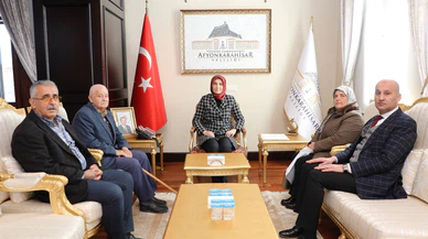 Vali Yiğitbaşı yeni hafta mesaisine şehit yakınlarını kabul ederek başladı