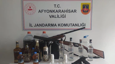 Belediye Çalışanları Kaçak İçki Operasyonunda Yakalandı