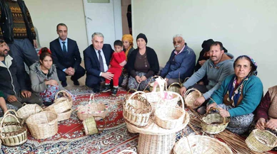 Bu Kursta Sepetleri Roman Vatandaşlar Örüyor
