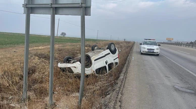 Araç Takla Attı  7 Kişi Yaralandı