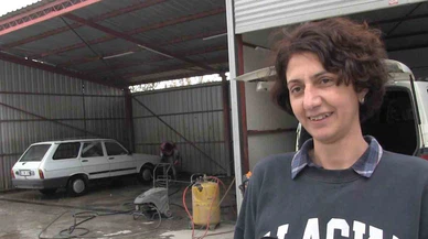 O Sanayinin İçinde Açan Bir Çiçek Oldu