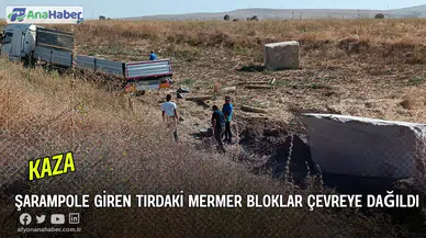 Şarampole Giren Tırdaki Mermer Bloklar Çevreye Dağıldı
