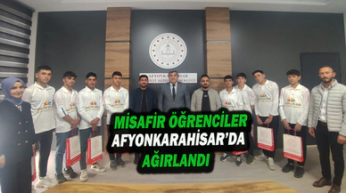 Müdür Sünnetci, Misafir Öğrencileri Ağırladı