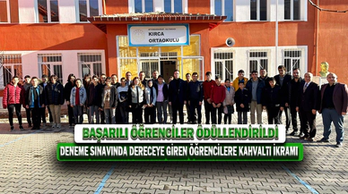 Deneme Sınavında Dereceye Giren Öğrencilere Kahvaltı İkramı