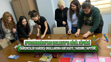 Öğrenciler Kardeş Okullarına Kırtasiye Yardımı Yapıyor