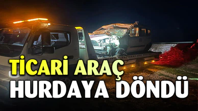 Takla atıp şarampole devrilen araçta 4 kişi yaralandı