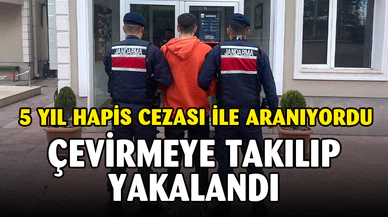 Uyuşturucu satma suçundan aranan şahıs yol kontrolünde yakalandı