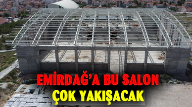 Emirdağ Kapalı Spor Salonu'nda çalışmalar hız kesmeden devam ediyor