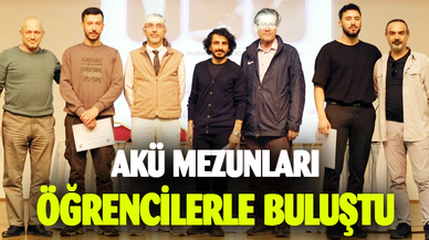GSF mezunları, üç ayrı panelde öğrencilerle buluştu