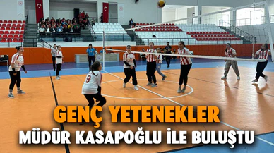 Afyonkarahisar'da genç sporcular Müdür Kasapoğlu ile bir araya geldi