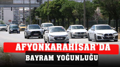 Tatilcilerin dönüş yolunda trafik yoğunluğu başladı