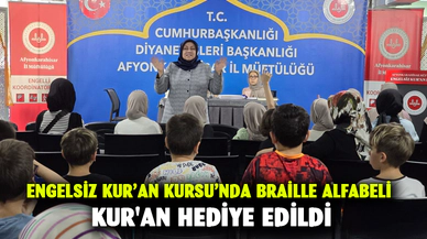 Engelsiz Kur’an Kursu’nda Braille Alfabeli Kur'an hediye edildi
