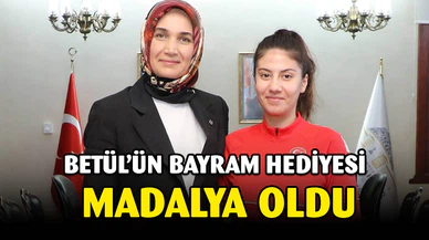 Zafer Bayramı hediyesi olimpiyat madalyası oldu