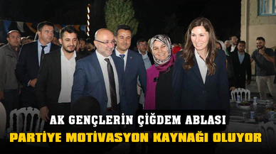 AK Parti'nin Çiğdem Ablası Gençleri Motive Ediyor