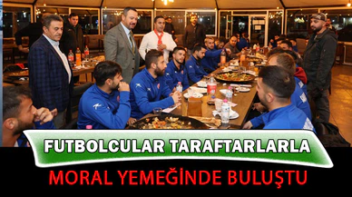 Taraftarlardan Sandıklıspor’a moral yemeği