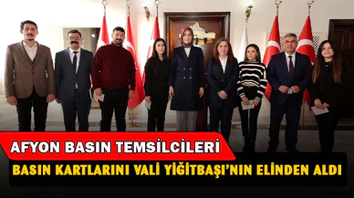 Vali Yiğitbaşı, Basın Mensuplarına Basın Kartlarını Takdim Etti