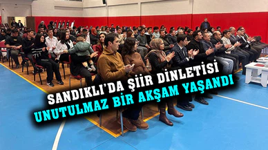 Sandıklı Gençlik Merkezinde şiir dinletisi gerçekleştirildi