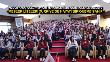 Müdür Kasapoğlu, RSP kariyer günlerinde öğrencilerle buluştu  “Meslek liseleri Türkiye’de hayati bir öneme sahip”