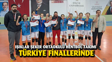Işıklar Şeker Ortaokulu Hentbol Takımı Türkiye finallerinde